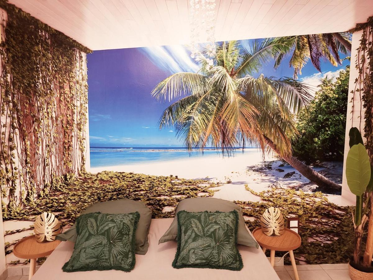 Le Studio Tahiti 4 Pers 600M De La Plage La Faviere Борм-ле-Мимоза Екстериор снимка