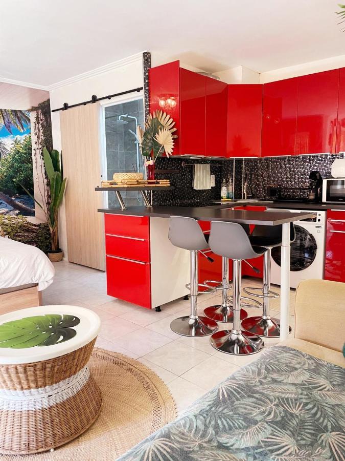 Le Studio Tahiti 4 Pers 600M De La Plage La Faviere Борм-ле-Мимоза Екстериор снимка